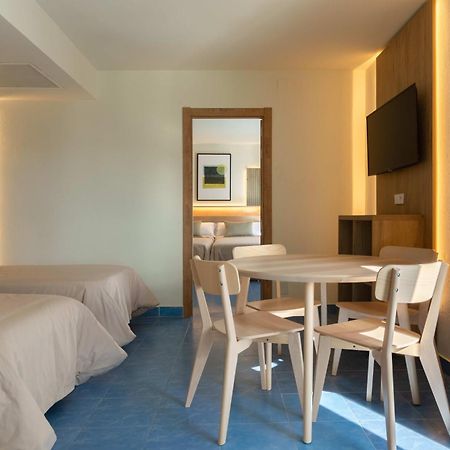 The Blue Apartments - Adults Only San Antonio  Buitenkant foto