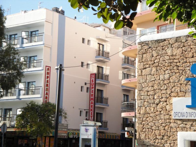 The Blue Apartments - Adults Only San Antonio  Buitenkant foto